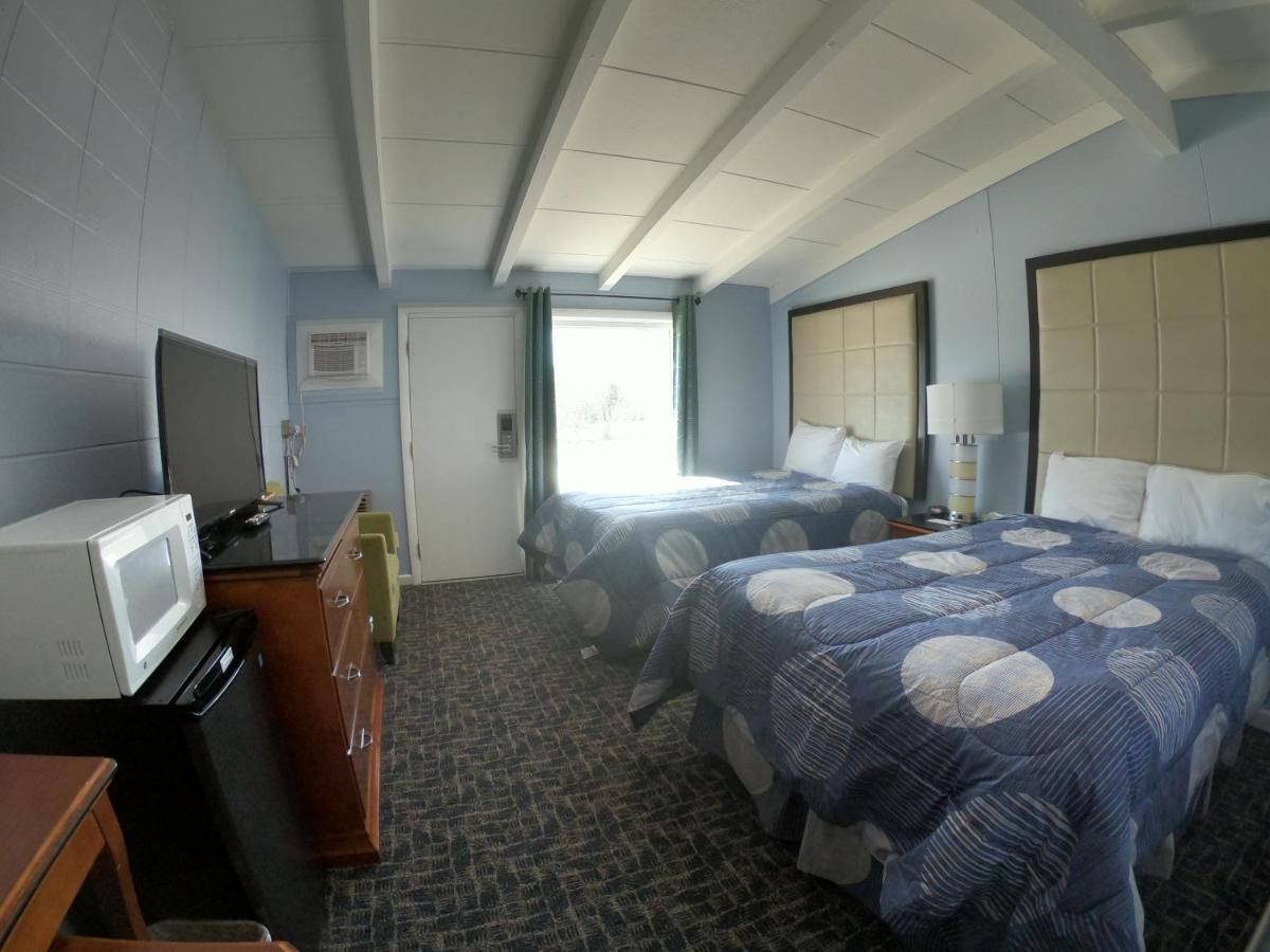 Copper Lantern Motor Lodge West Brookfield 外观 照片