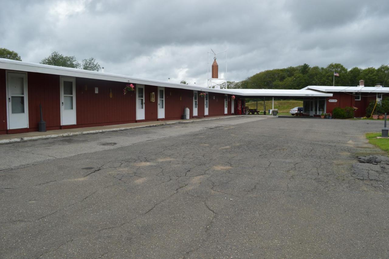 Copper Lantern Motor Lodge West Brookfield 外观 照片