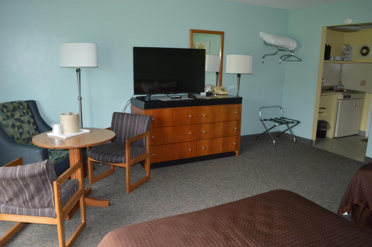 Copper Lantern Motor Lodge West Brookfield 外观 照片