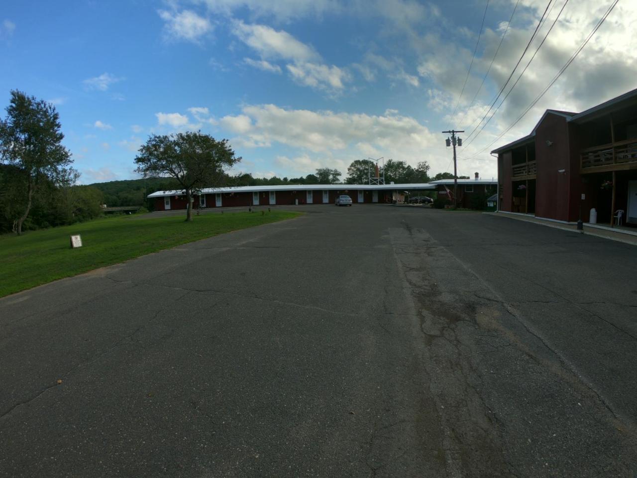 Copper Lantern Motor Lodge West Brookfield 外观 照片